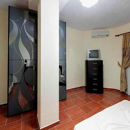 Hotel Ermiri Palace Shëngjin