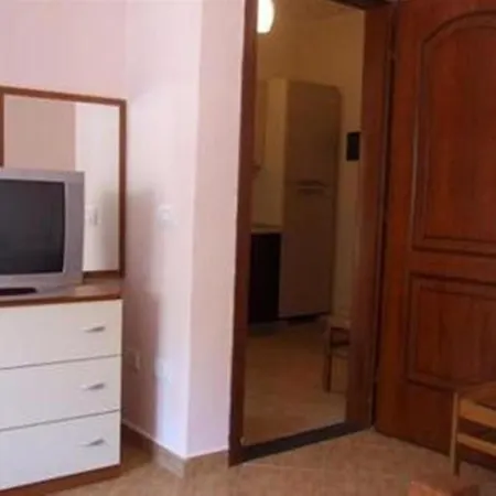 Ermiri Palace 4*