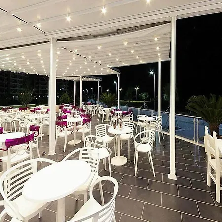 Hotel Ermiri Palace