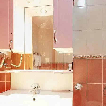 Ermiri Palace 호텔 4*